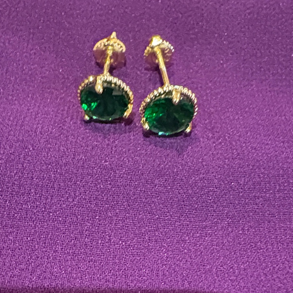 Elegant Green and Gold Earrings
